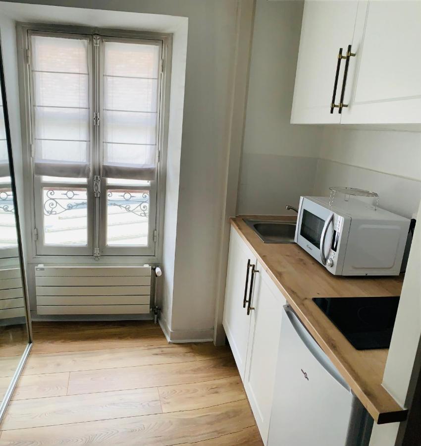 La Maison D'Emilie - Chambres D'Hotes Chaumes-en-Brie Exterior foto